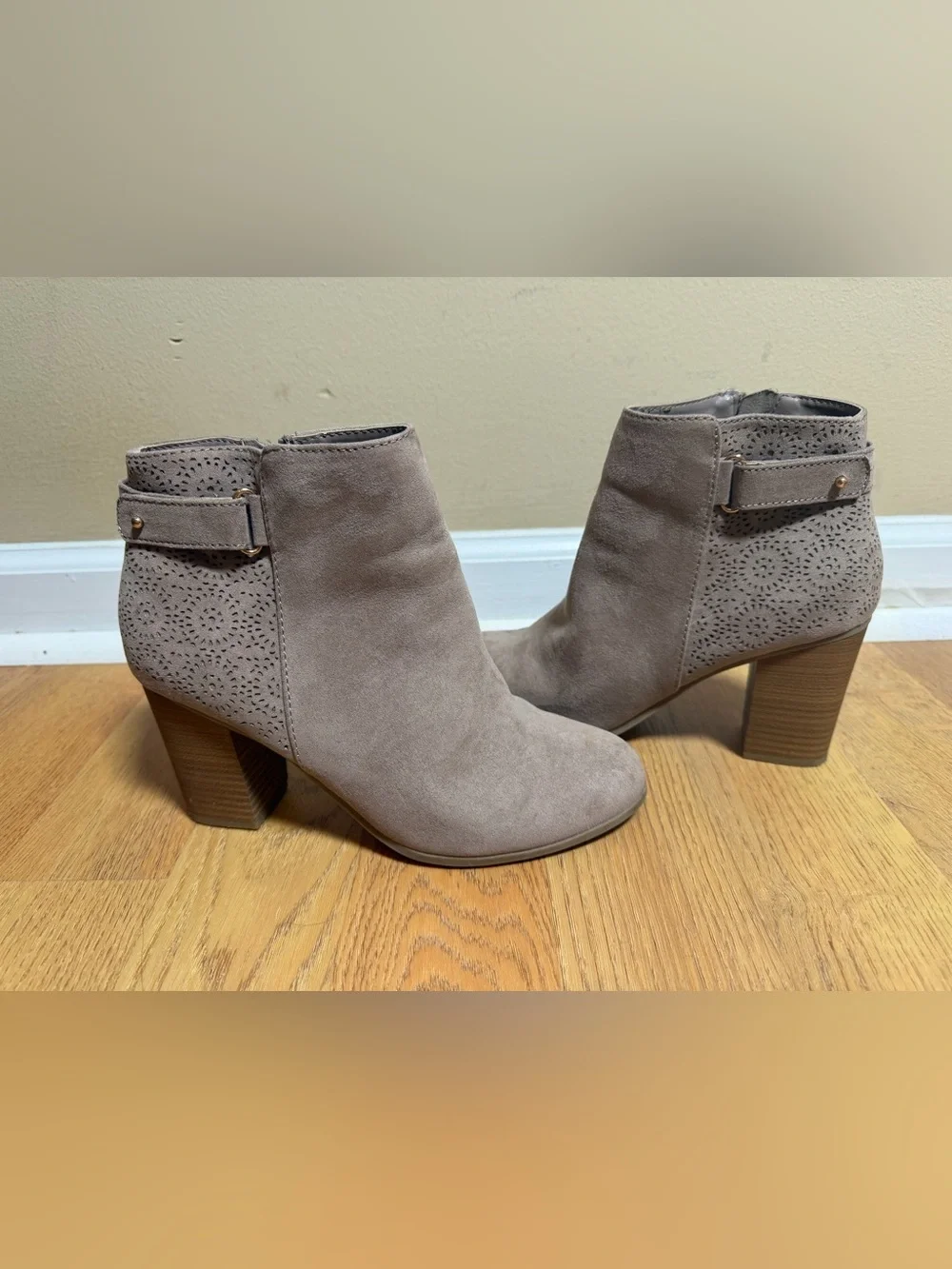 LC Lauren Conrad Taupe Suede Perforated Ankle Booties 8 Boot